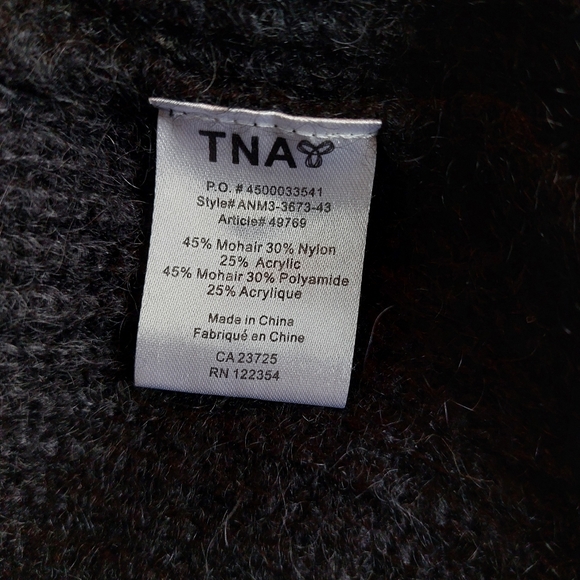 Aritzia TNA Cardigan Sweater - Picture 2 of 6